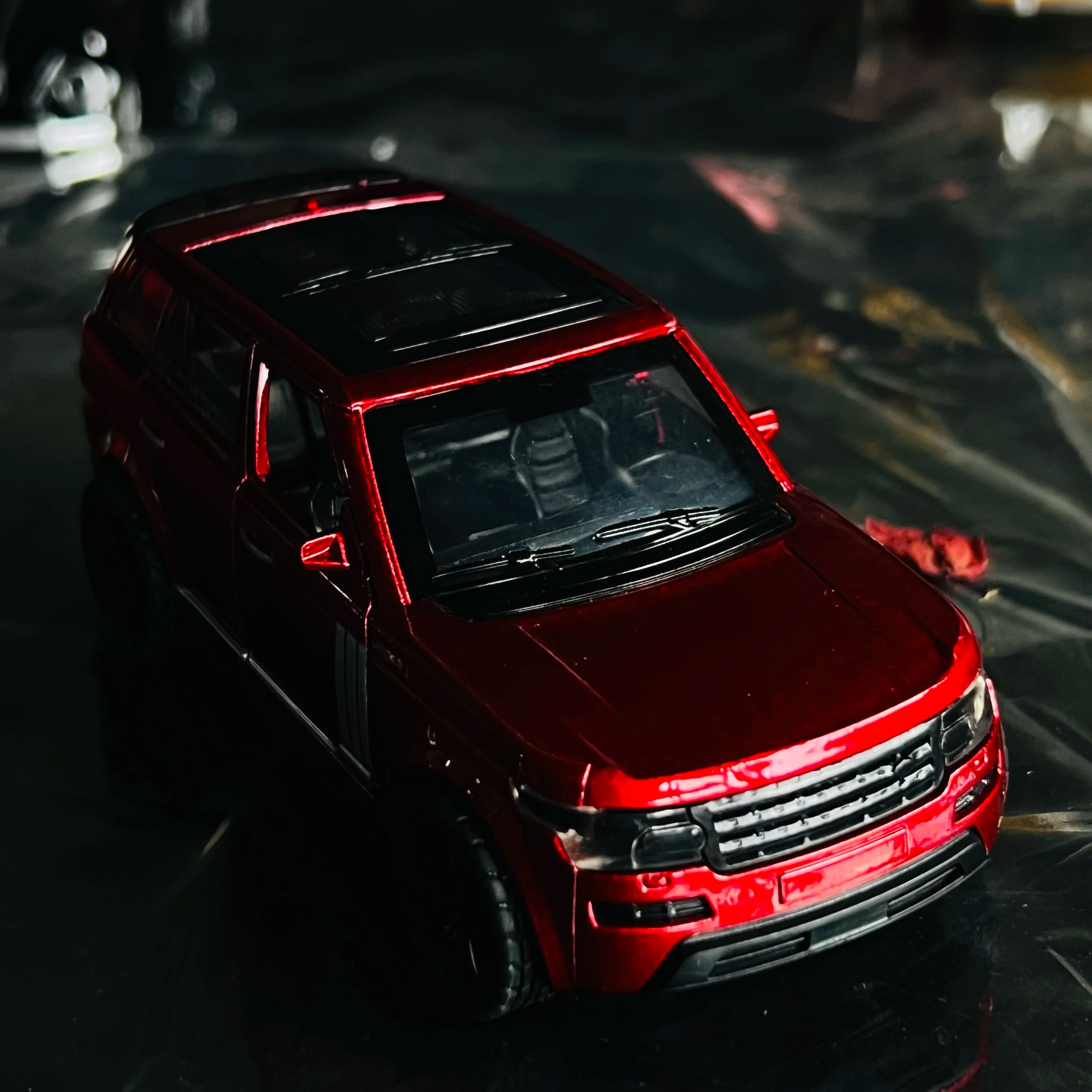 Alloy Off-Road Vehicle Model | Simulation Diecast Car Toy | Decorative Gift for Kids 1:36